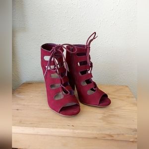 Womens shoes